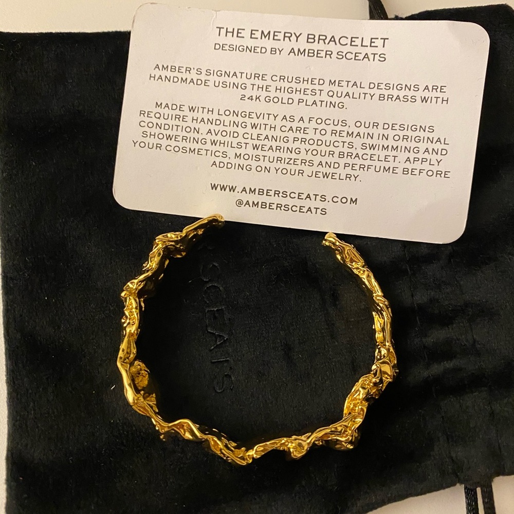 Emery Cuff - Picture 4 of 4